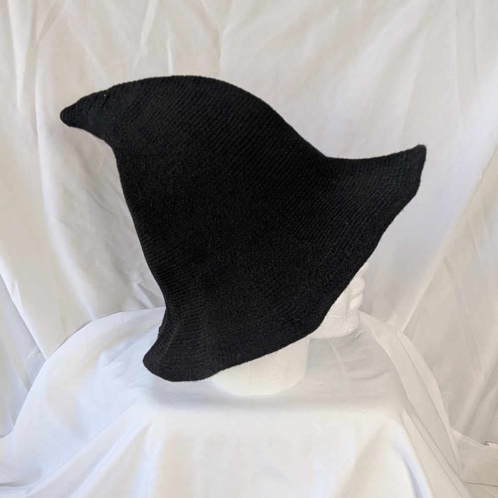 Black Pointed Witch-Style Sun Hat - Picture 6 of 7